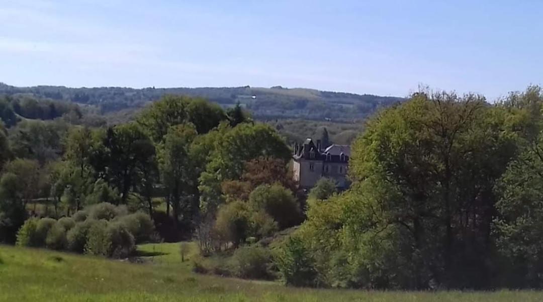 Le ChalardDomaine Du Castellare住宿加早餐旅馆 外观 照片